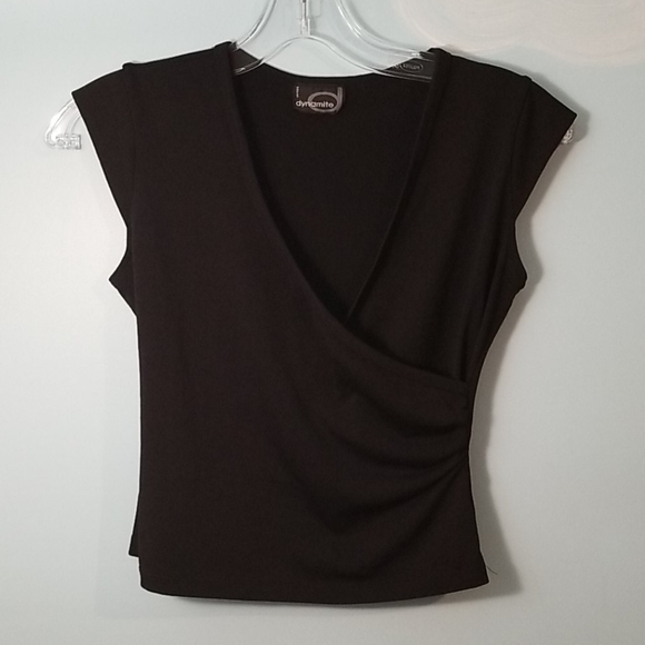 Dynamite Tops - Dynamite black cap sleeve shirt M